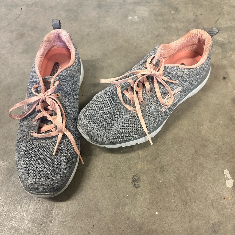 Skechers Women's Knit Gray and Peach Sneakers
